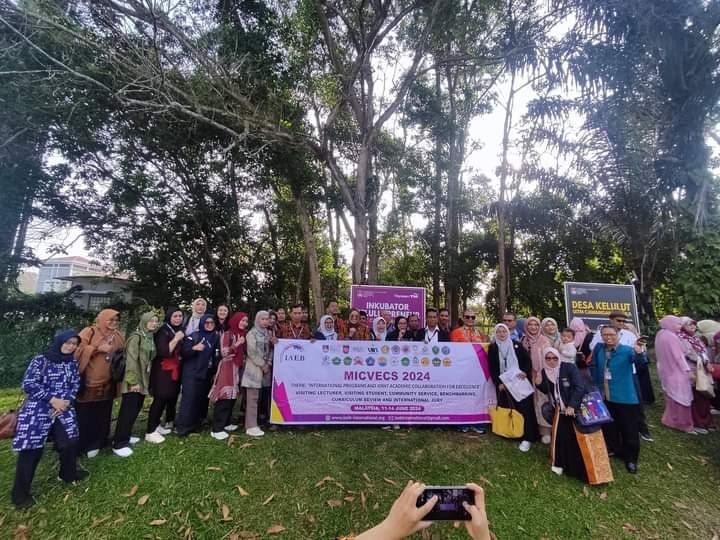 Empowering Honey Farmers: IAEB & 25 Universities Boost Economic Growth at MICVECS 2024